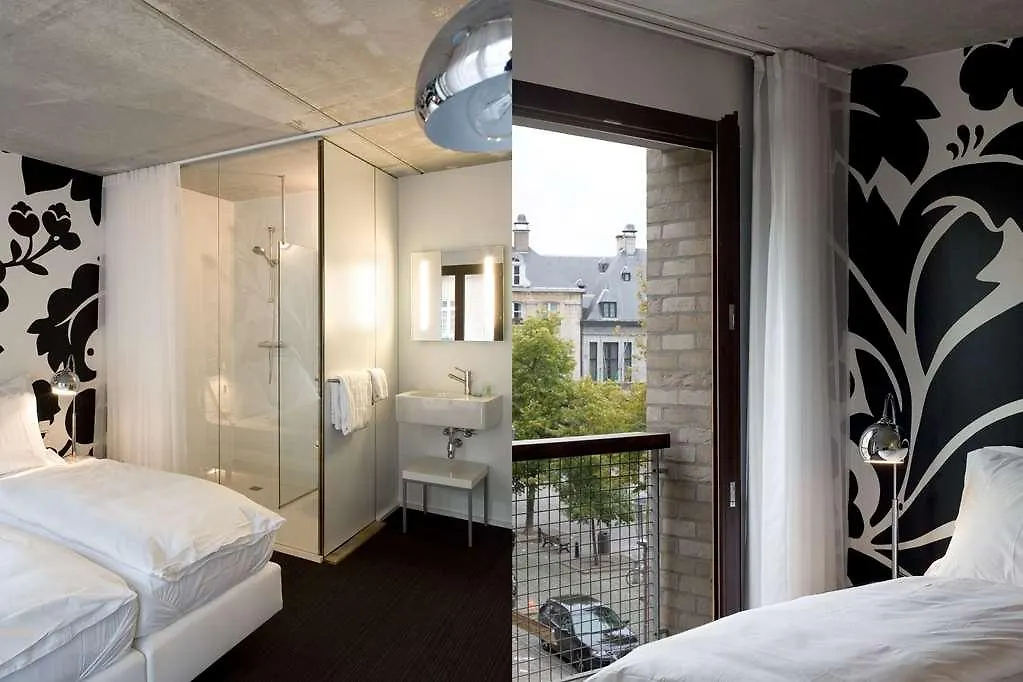 Banks Antwerpen Hotel Antwerp